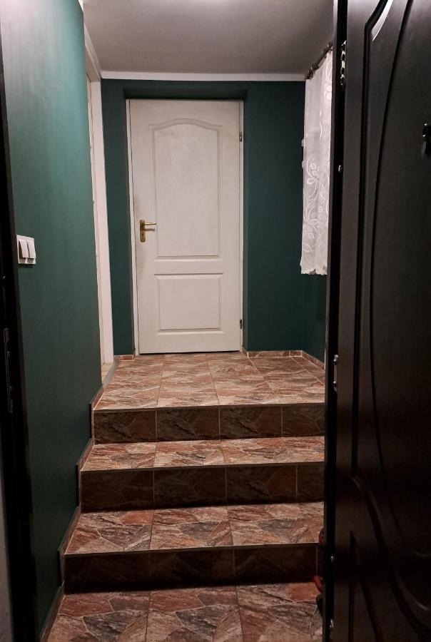 Twoja Przestrzen Noclegi Pokoje Mieszkanie Do Wynajecia Nowy Sącz Exterior foto